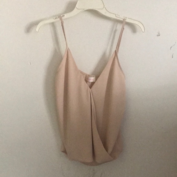 Black T-shirt with caramel tank top - Picture 3 of 6